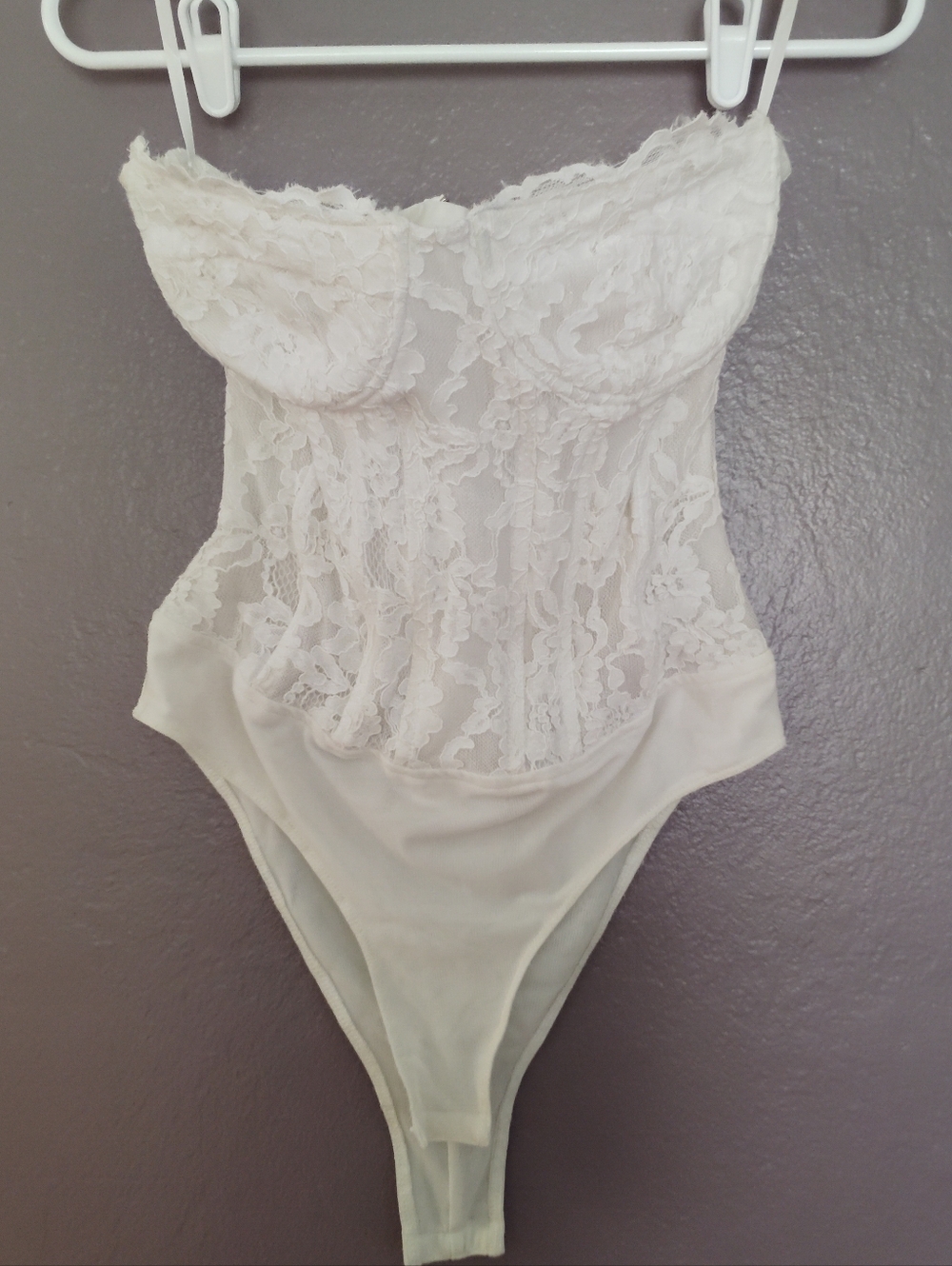 Bardot Lacey White Bodysuit Corset Strapless Size 8 M